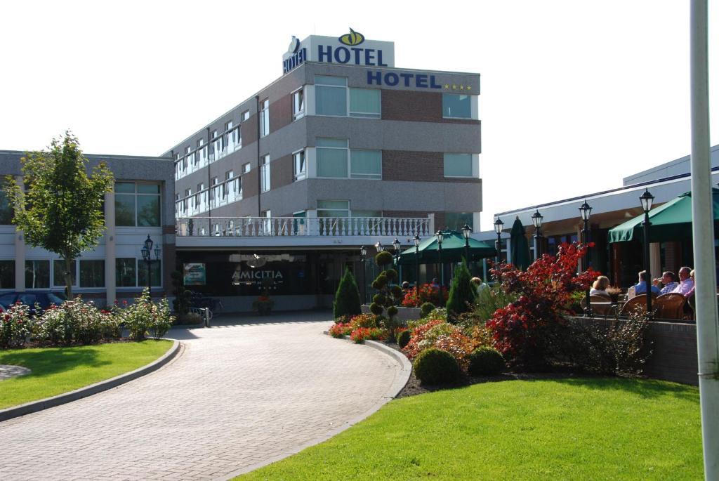 Amicitia Hotel Sneek Exterior foto